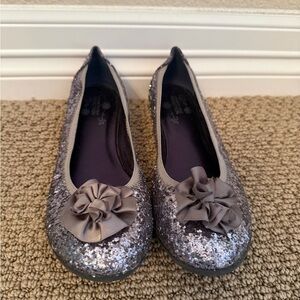 Kenneth Cole Girls' Silver Glitter Dress Shoes